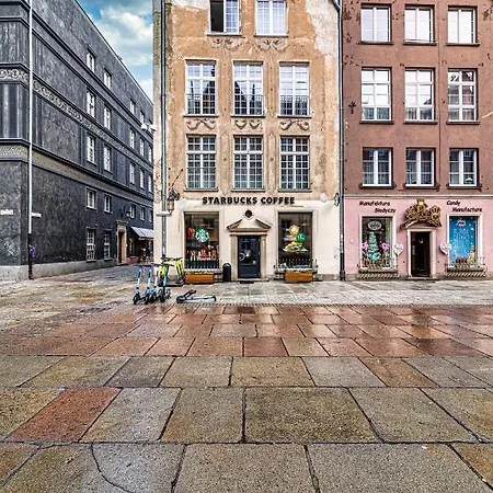 Maya's Flats Dluga 66 Attic グダニスク