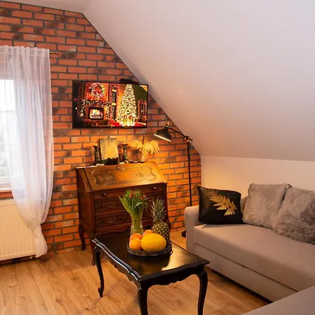 Maya's Flats Dluga 66 Attic Апартаменты *