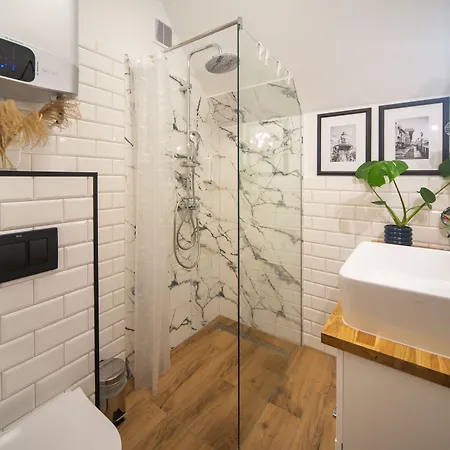 Maya's Flats Dluga 66 Attic * Гданьск