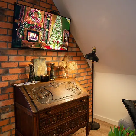 Maya's Flats Dluga 66 Attic Апартаменты