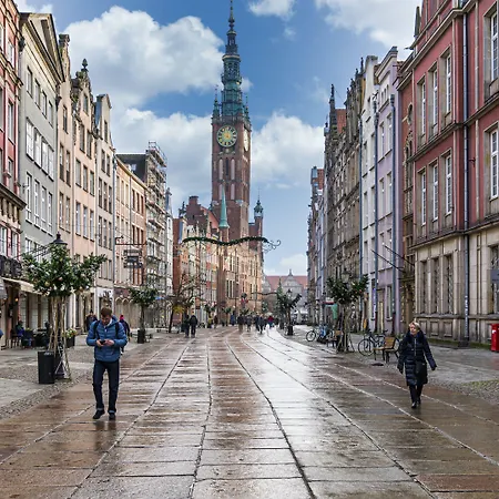 Maya's Flats Dluga 66 Attic Апартаменты Гданьск